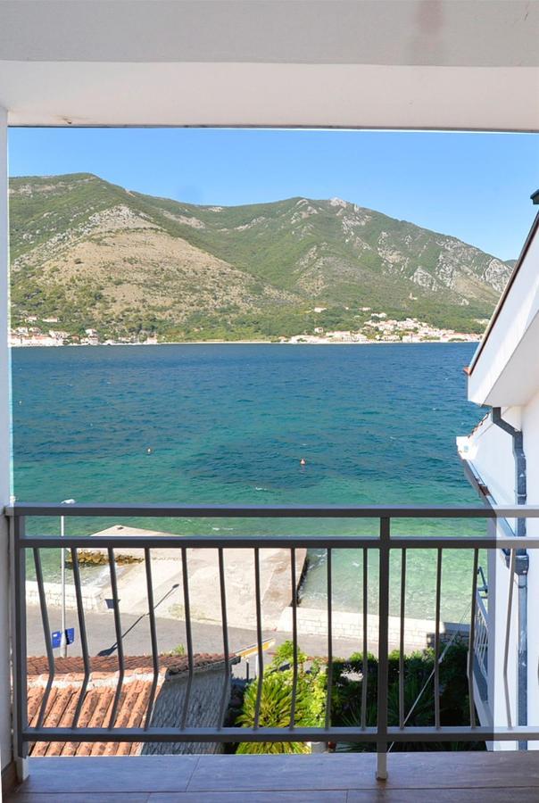 Appartement Viva à Kotor Extérieur photo